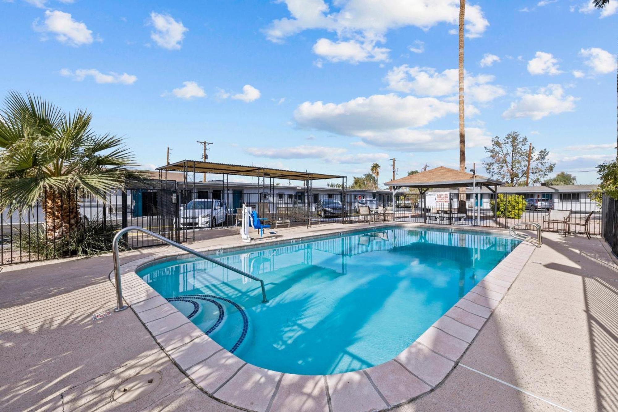 American Executive Inn Mesa Dış mekan fotoğraf